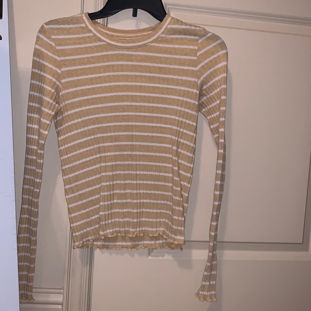 Ribbed, lettuce cut, Yellow & White, striped AE, M